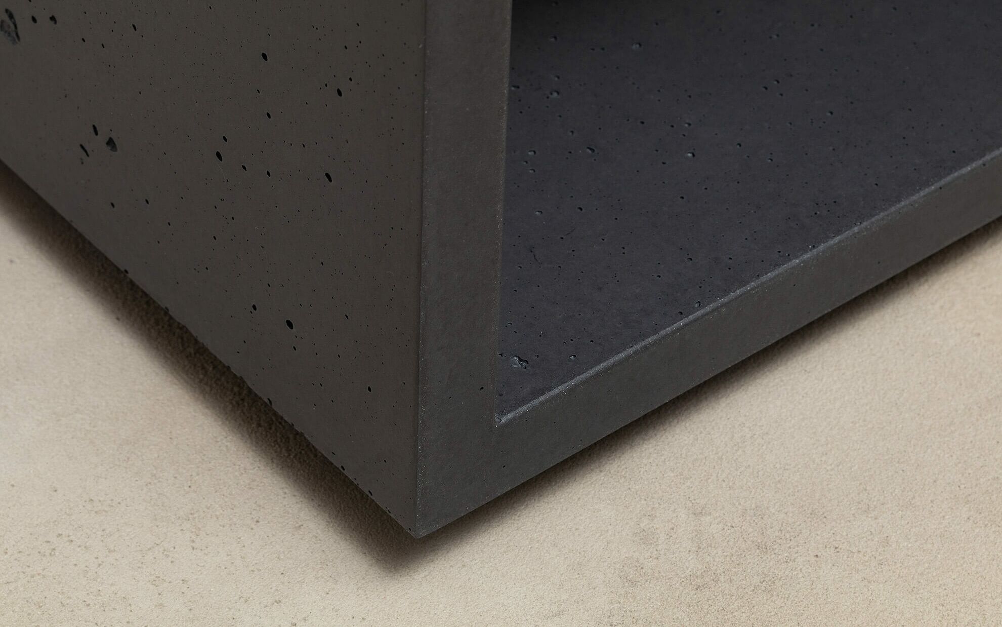 Nachttisch Beton Kupfer