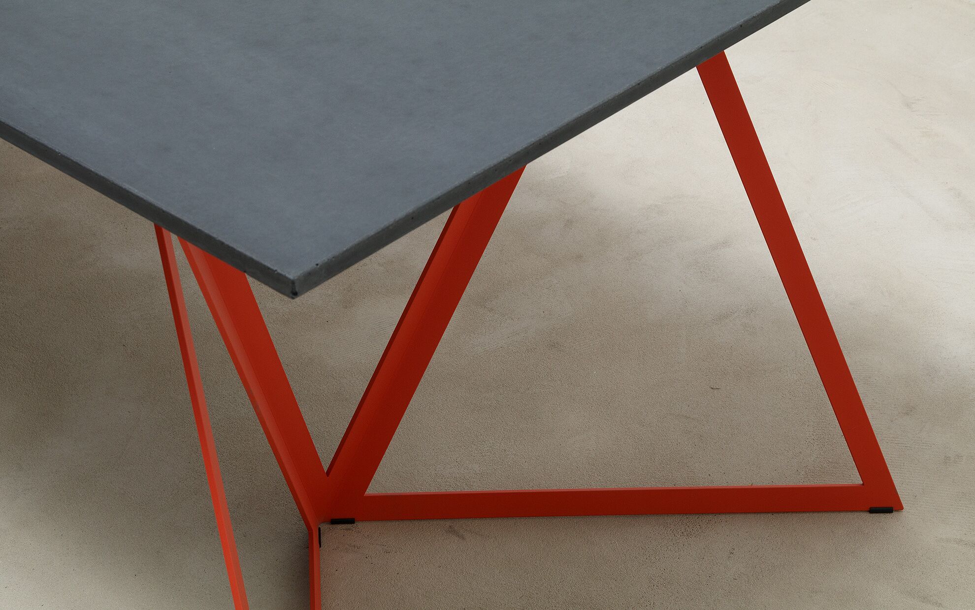 Betontisch Detail