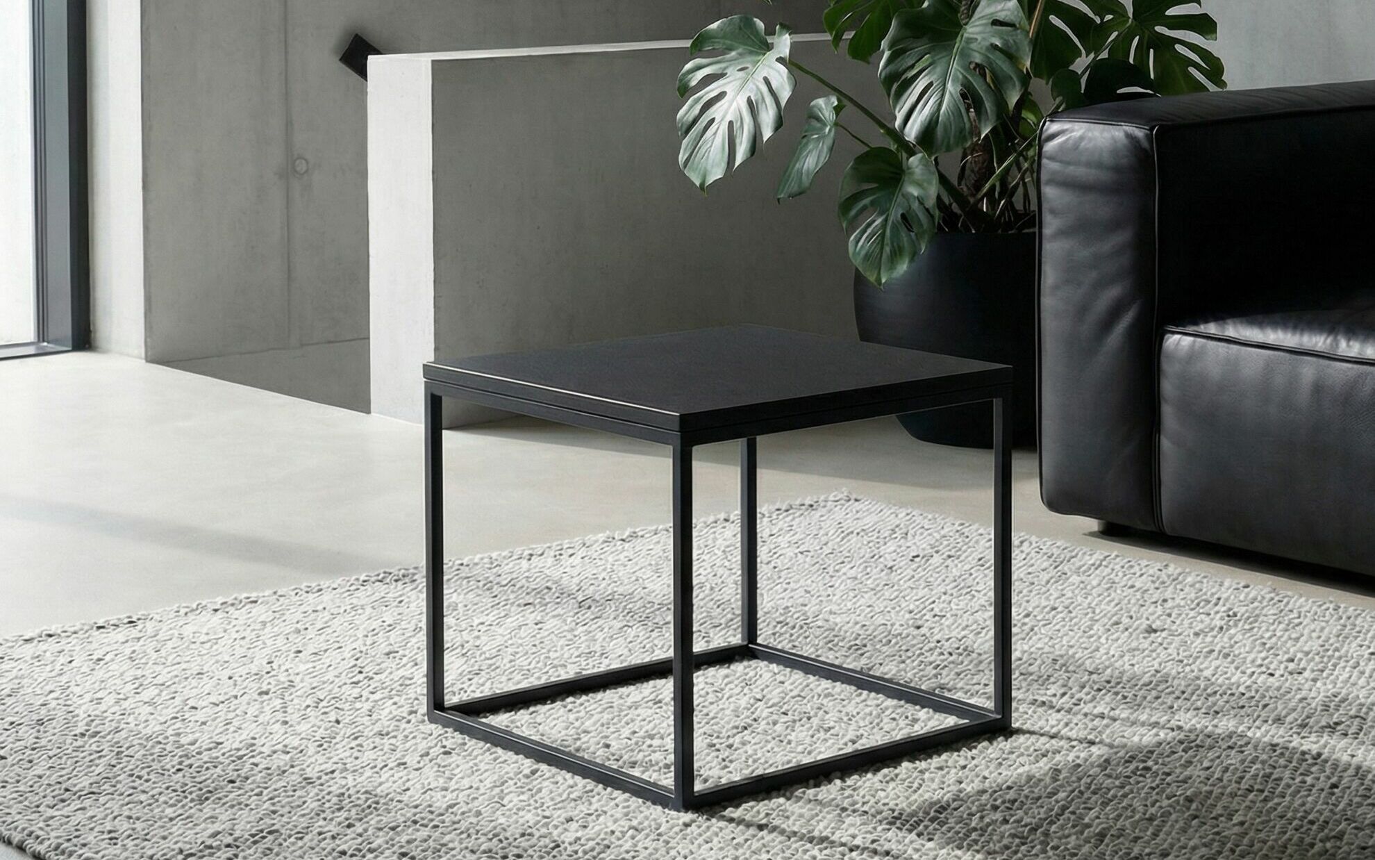 Beistelltisch aus Beton in einem Wohnzimmer