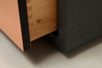 Detail Beton-Sideboard Copperbox 160 cm