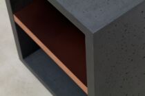 Nachttisch aus Beton