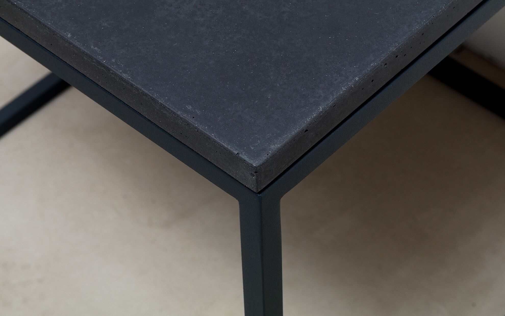 Beistelltisch aus Beton