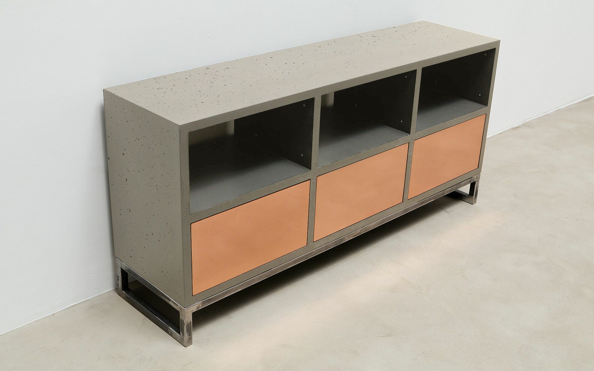 Beton-Sideboard naturgrau mit Schubladen