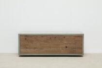 Beton Lowboard mit Holzfront