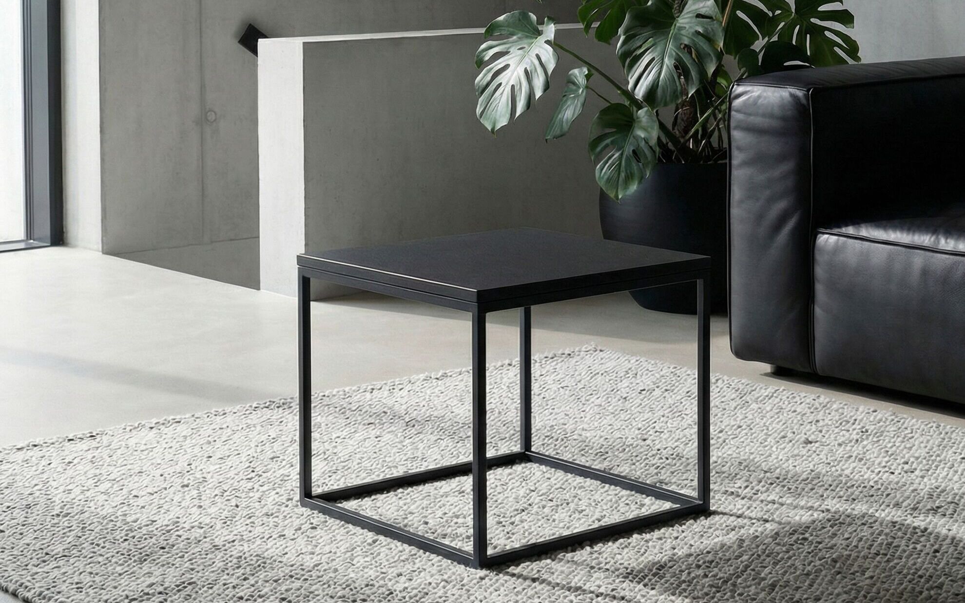 Beistelltisch aus Beton in einem Wohnzimmer
