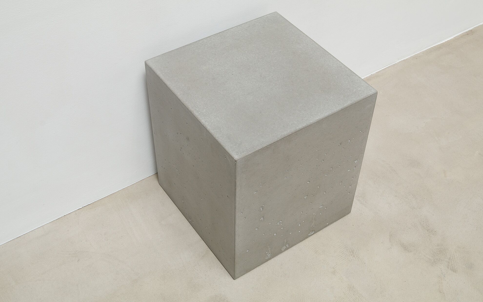 Betonhocker Block