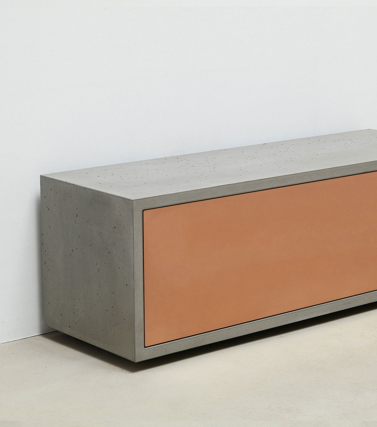 Beton-Lowboard, grau, Kupfer-Front, 40 cm