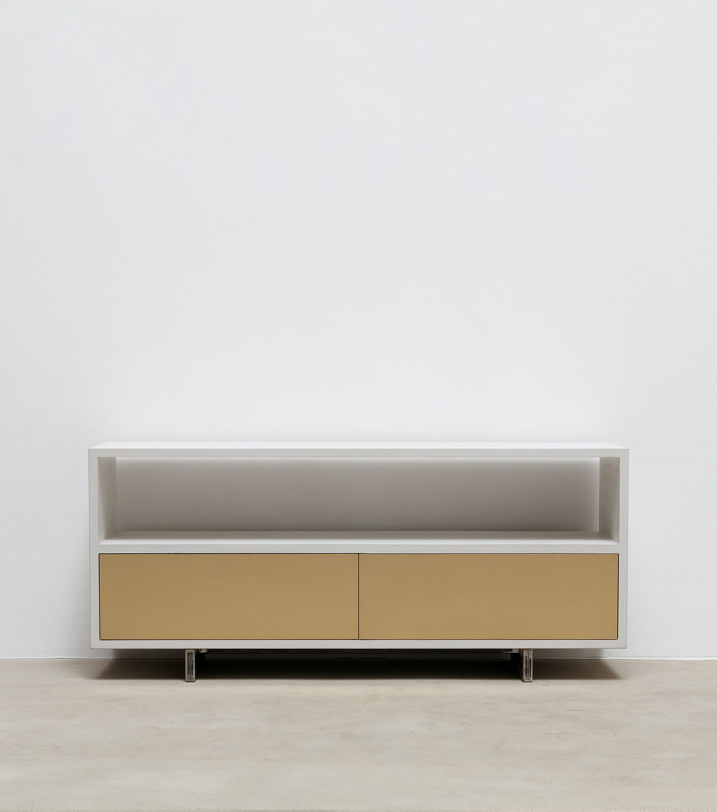 Beton-Sideboard weiss