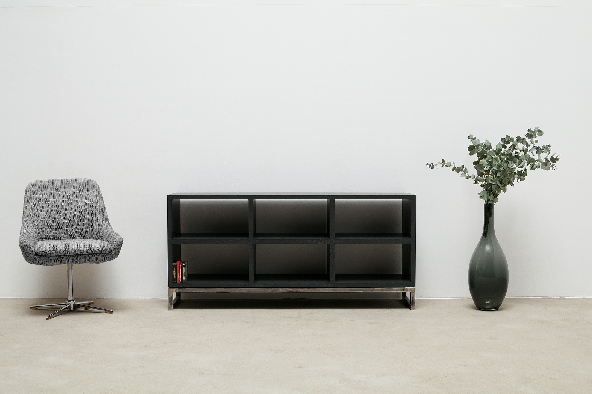 Beton-Sideboard lavagrau