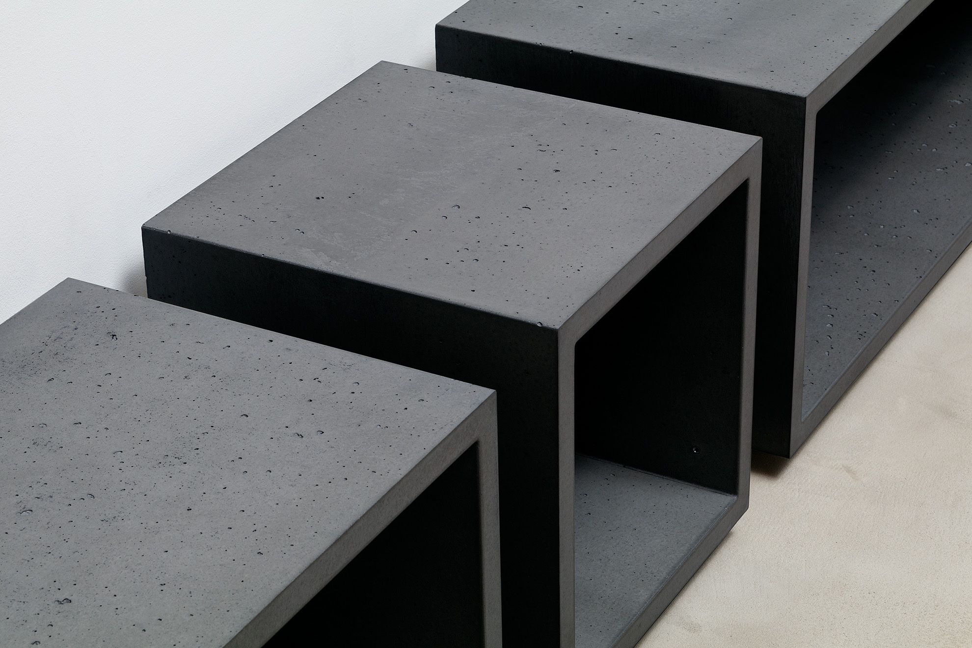 Beton Lowboard Module anthrazit 
